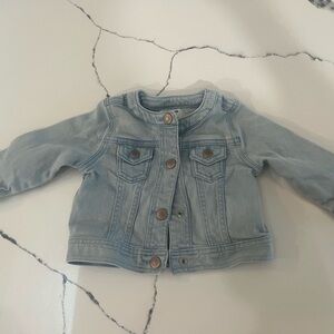 Old navy infants Jean jacket 6-12months